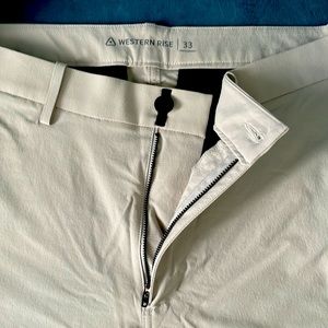 Western Rise, Evolution Chino, size 33, color “dune”